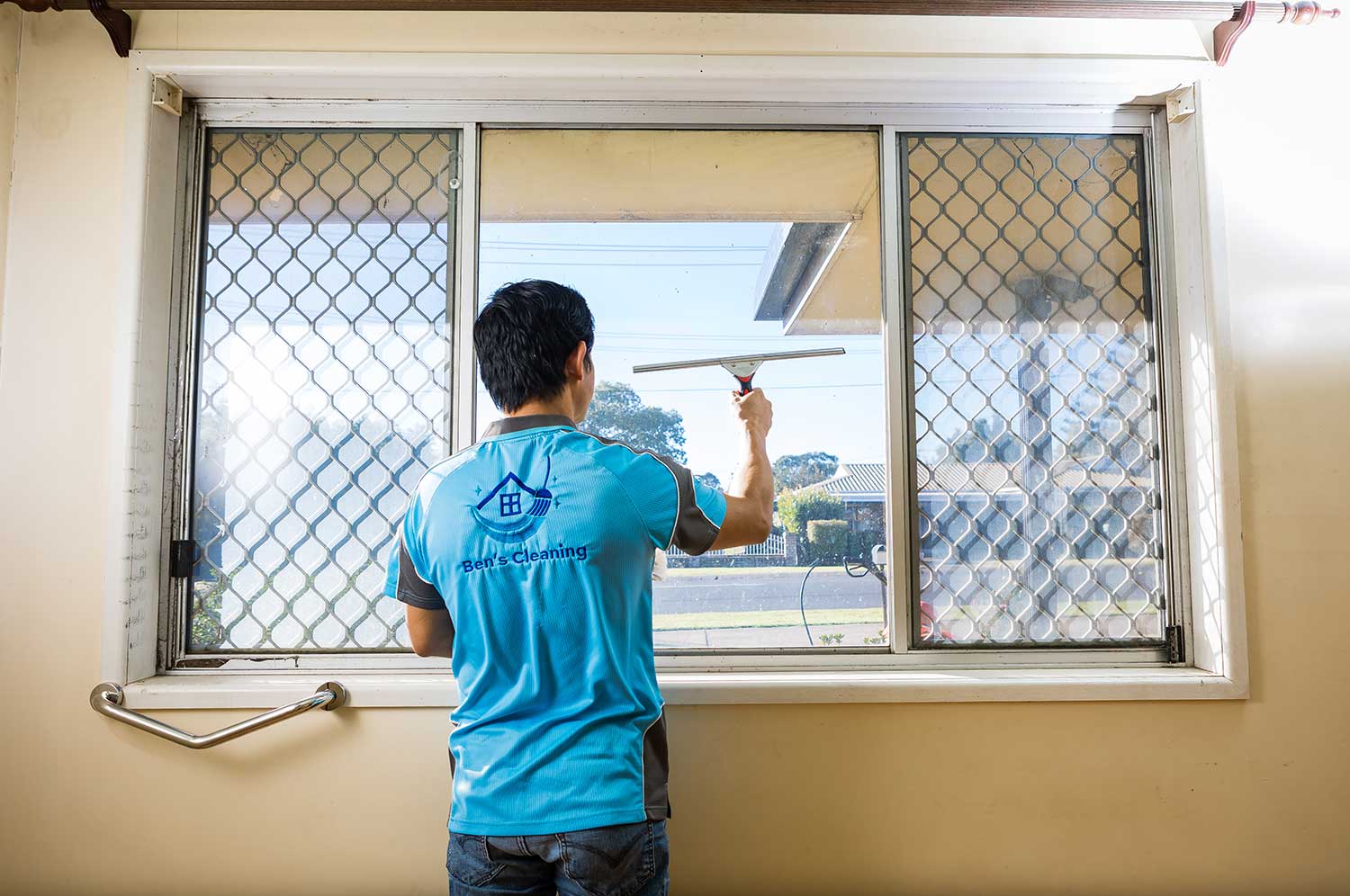window cleaning townsville